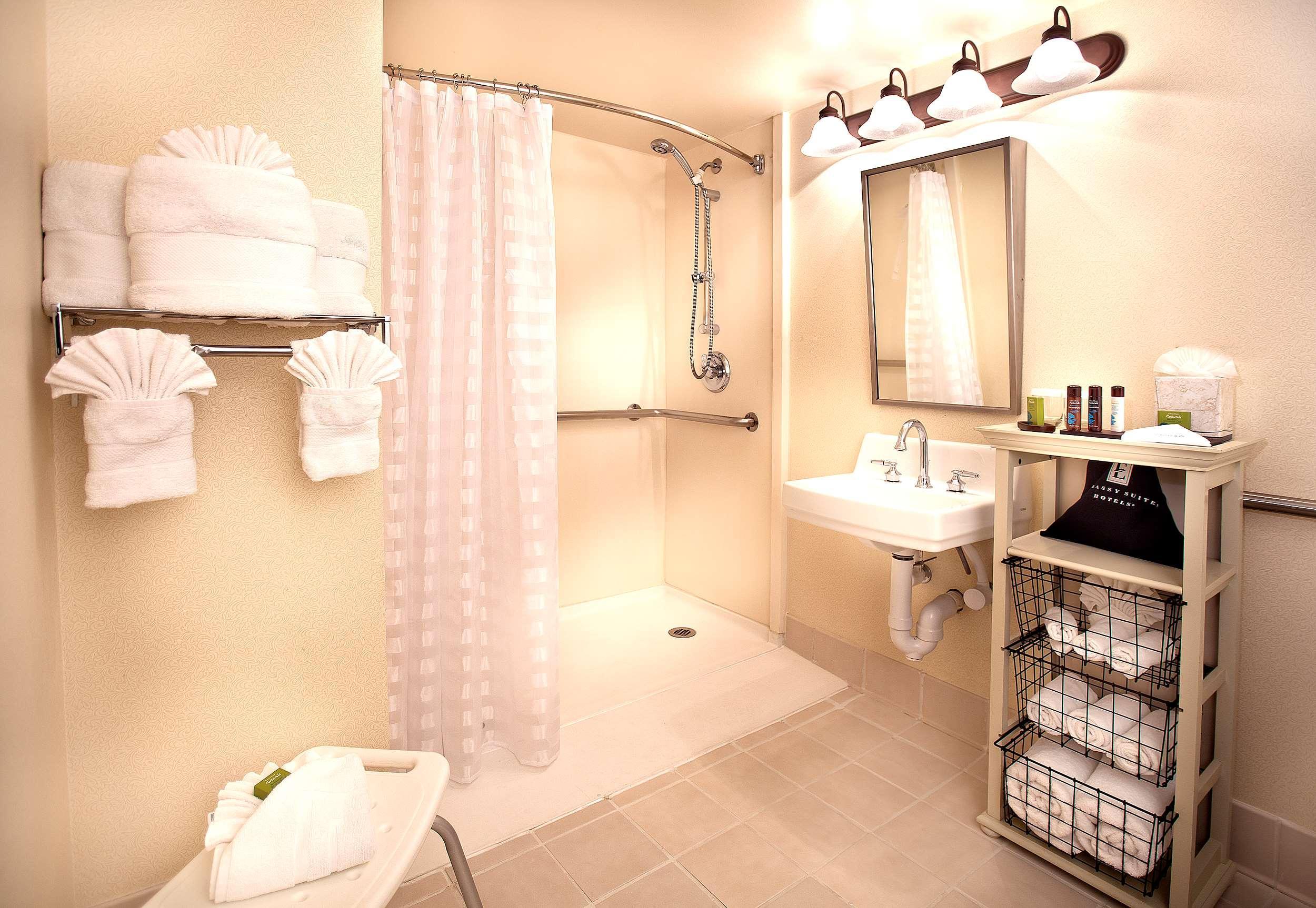 Embassy By Hilton Chicago Woodfield Schaumburg