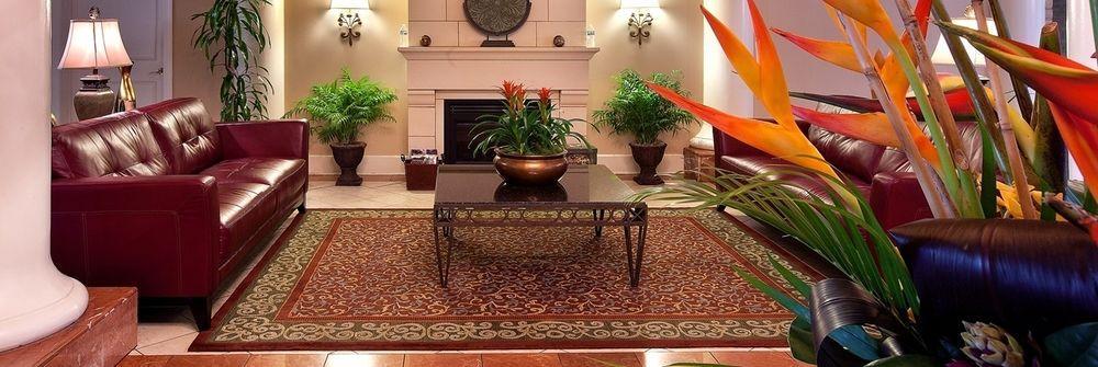 Embassy By Hilton Chicago Woodfield 3*